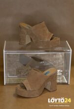 (Suomi) Tolppakorollinen Sandaali (Mule)- A Pair Footwear - Koko 37 - Pilt 6