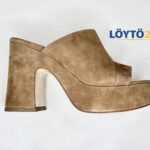 (Suomi) Tolppakorollinen Sandaali (Mule)- A Pair Footwear - Koko 37