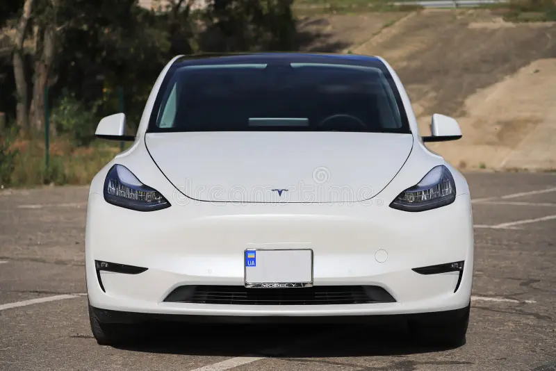 TESLA Y 2021- SAD. KAM. LÄM. TUULILASI (=8103AGCCHIMVZ) TESLA Y 2021- SAD. KAM. LÄM. TUULILASI (=8103AGCCHIMVZ) - Image 1