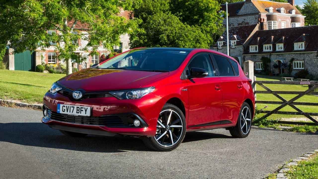 TOYOTA COROLLA 2015-2017 / TOYOTA AURIS II 2015-2017 SAD. KAM. ANT. TUULILASI TOYOTA COROLLA 2015-2017 / TOYOTA AURIS II 2015-2017 SAD. KAM. ANT. TUULILASI - Image 1