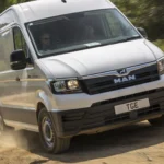 VW CRAFTER / MAN TGE 2019- SAD. KAM. TUULILASI