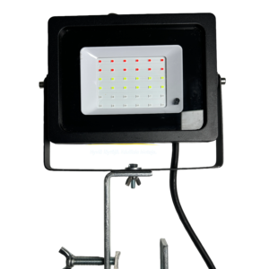 Eurolite LED IP FL-30 SMD RGB valonheitin ja TH-50S kiinnike